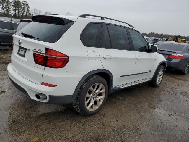 Photo 3 from auction – 2011 BMW X5 XDRIVE3 with VIN 5UXZV4C53BL415773