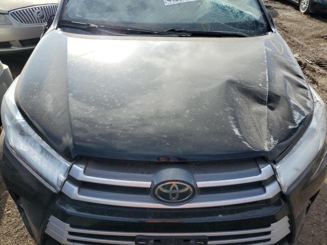 Photo 11 from auction – 2019 TOYOTA HIGHLANDER with VIN 5TDJZRFH4KS584012