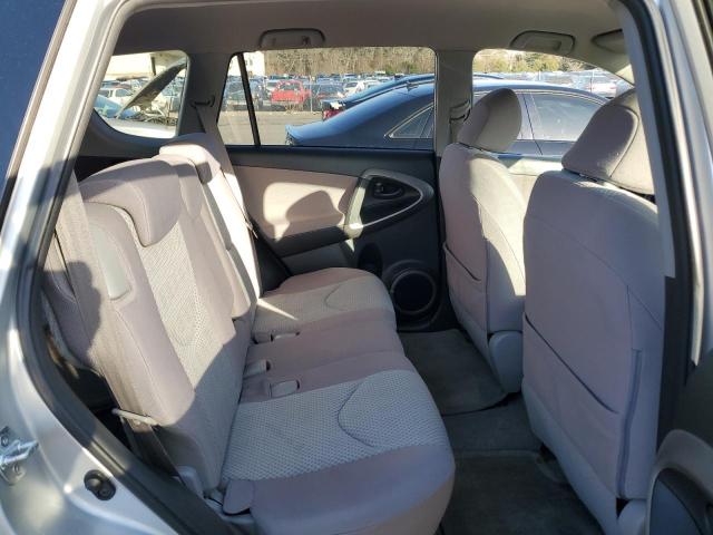 Photo 10 from auction – 2006 TOYOTA RAV4 with VIN JTMBD33V366012297