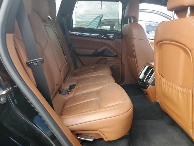 Photo 11 from auction – 2016 PORSCHE CAYENNE SE with VIN WP1AE2A26GLA63662