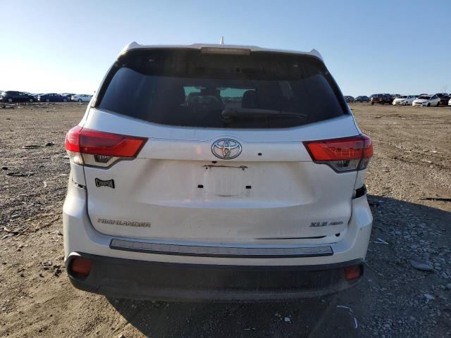 صورة رقم 6 من المزاد - 2018 TOYOTA HIGHLANDER مع VIN 5TDJZRFH0JS805023