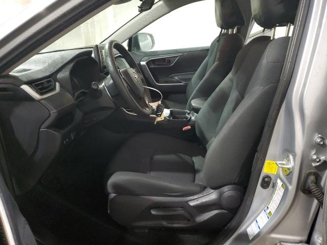 Photo 7 from auction – 2020 TOYOTA RAV4 LE with VIN 2T3F1RFV9LW113671