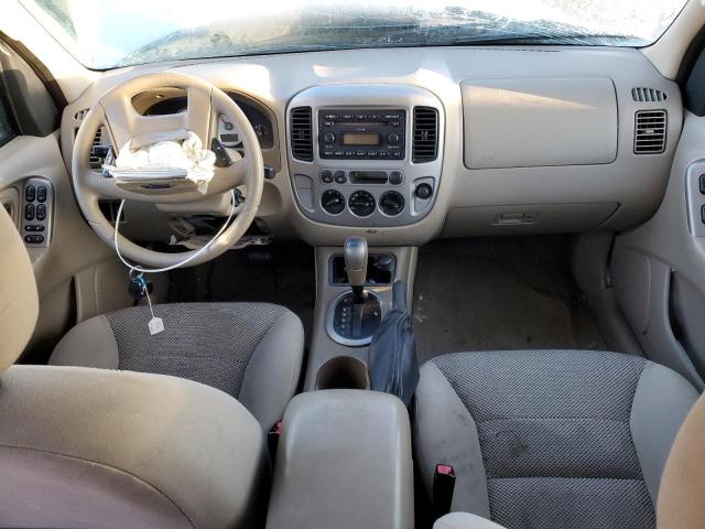 Photo 8 from auction – 2005 FORD ESCAPE XLT with VIN 1FMYU93105KA73666
