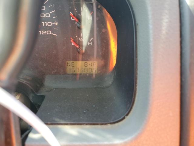 Photo 9 from auction – 2005 FORD F150 with VIN 1FTRF02W15KC57106