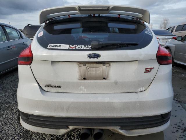 Photo 6 from auction – 2017 FORD FOCUS ST with VIN 1FADP3L93HL210892