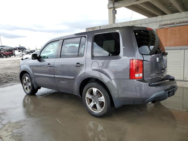 Фото 2 с аукциона – 2015 HONDA PILOT SE с VIN 5FNYF3H30FB009664