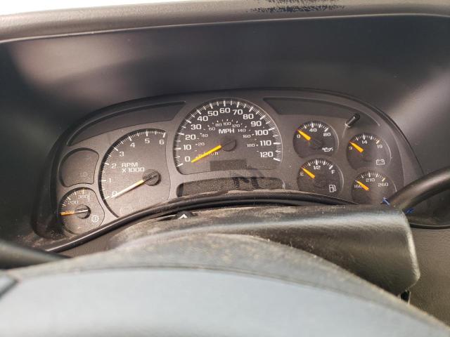 Photo 9 from auction – 2003 CHEVROLET SILVERADO with VIN 1GCHC23UX3F155595