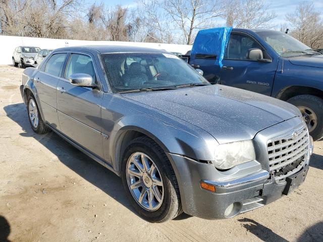 Photo 4 from auction – 2006 CHRYSLER 300C with VIN 2C3KA63H76H450263