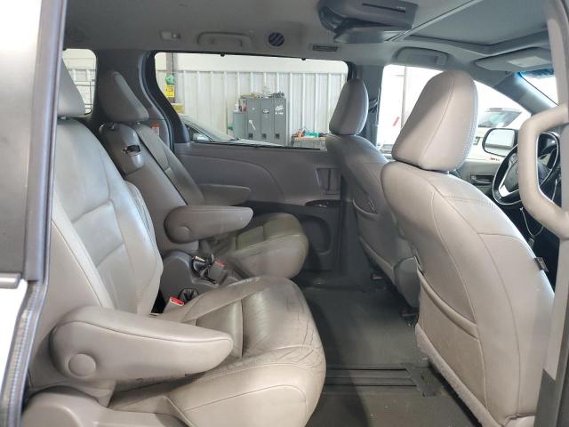 Photo 11 from auction – 2016 TOYOTA SIENNA XLE with VIN 5TDYK3DC2GS697469