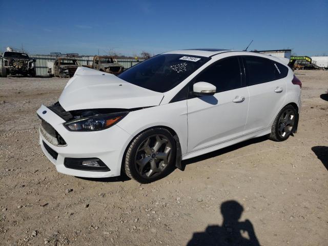 FORD FOCUS ST 2016 with VIN 1FADP3L99GL212435 - Photo from auction