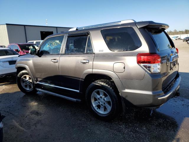 Photo 2 from auction – 2011 TOYOTA 4RUNNER SR with VIN JTEZU5JR0B5032695