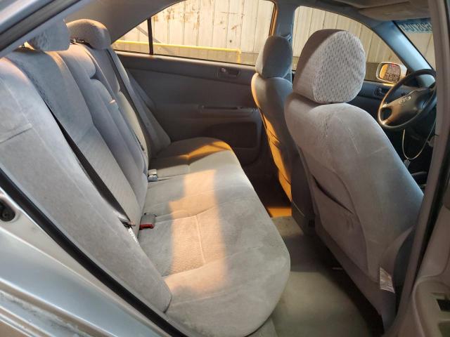 Photo 10 from auction – 2004 TOYOTA CAMRY LE with VIN 4T1BE32K94U916633