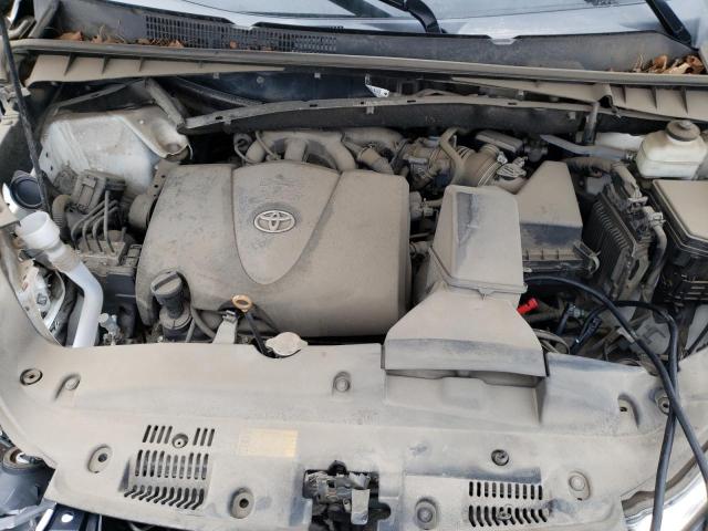 Photo 11 from auction – 2018 TOYOTA HIGHLANDER with VIN 5TDJZRFH6JS860978