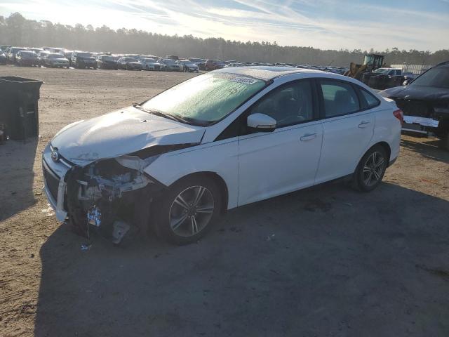 FORD FOCUS SE 2014 مع رقم تعريف المركبة 1FADP3F25EL379242 - صورة من المزاد