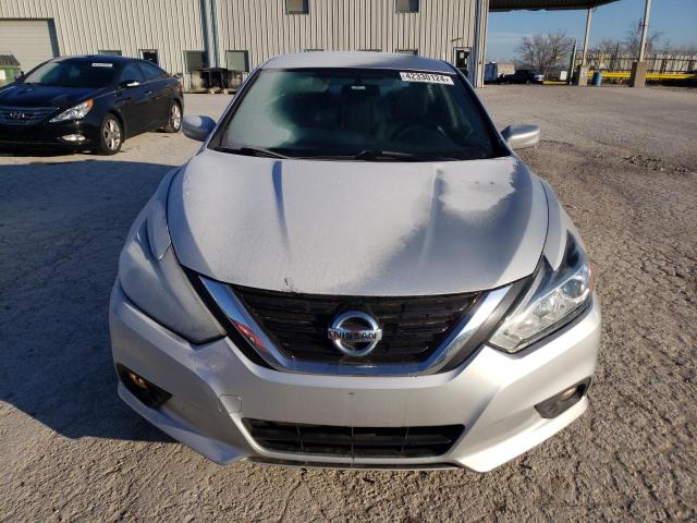 Photo 5 from auction – 2017 NISSAN ALTIMA 2.5 with VIN 1N4AL3AP1HC211779
