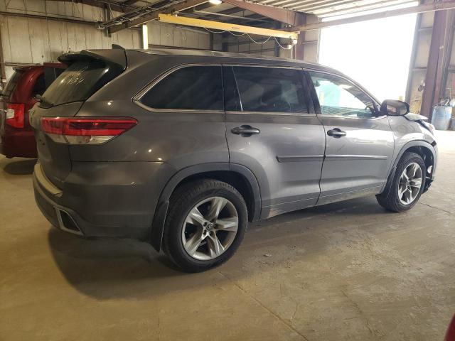Photo 3 from auction – 2018 TOYOTA HIGHLANDER with VIN 5TDDZRFH3JS876343