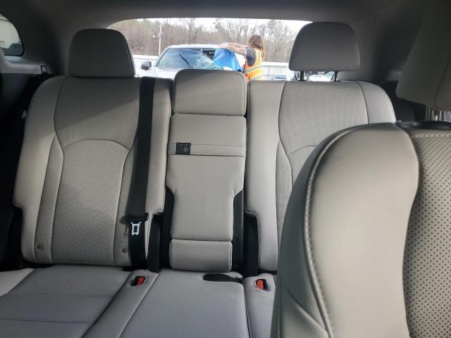 Photo 10 from auction – 2022 LEXUS RX 350 with VIN 2T2HZMAA1NC219615