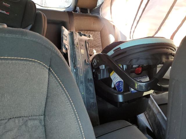 Photo 10 from auction – 2019 CHEVROLET EQUINOX LT with VIN 3GNAXKEVXKS562510