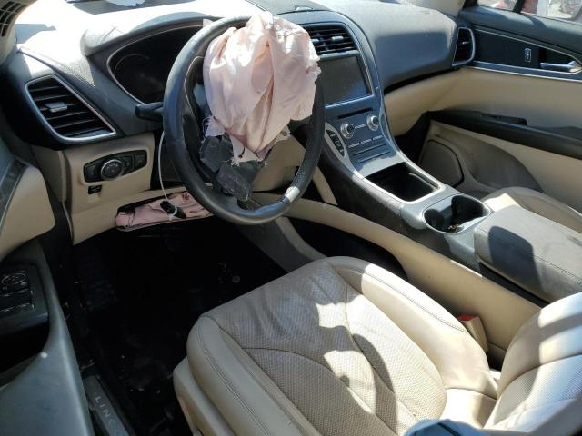 Photo 8 from auction – 2017 LINCOLN MKX RESERV with VIN 2LMPJ6LRXHBL45118
