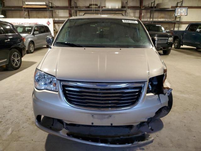 Photo 5 from auction – 2015 CHRYSLER TOWN & COU with VIN 2C4RC1CG9FR727200