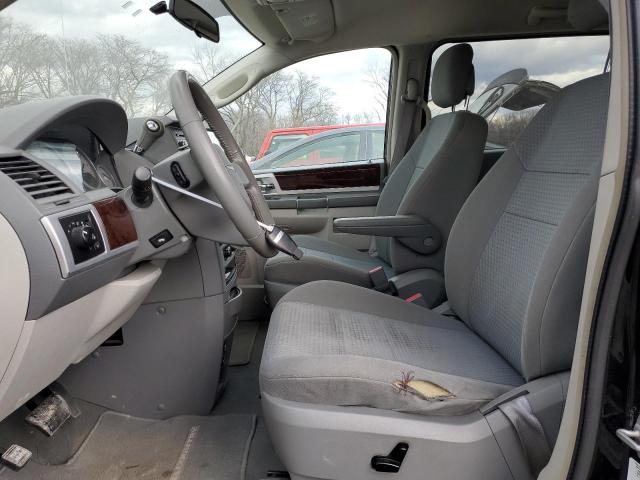 Photo 7 from auction – 2010 CHRYSLER TOWN & COU with VIN 2A4RR5D16AR431991