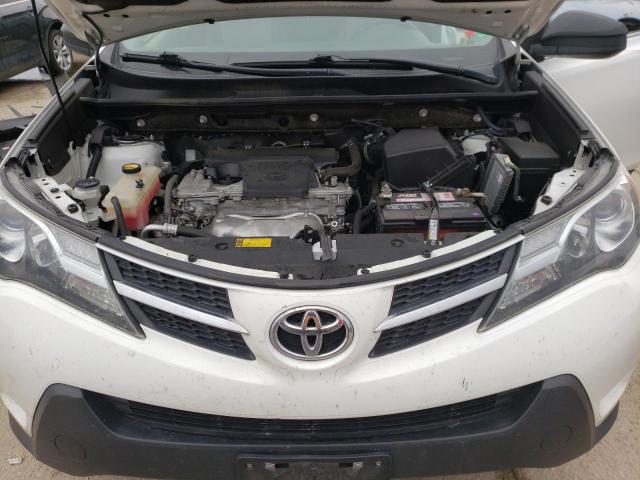 Photo 11 from auction – 2013 TOYOTA RAV4 LE with VIN JTMBFREV4DD016264