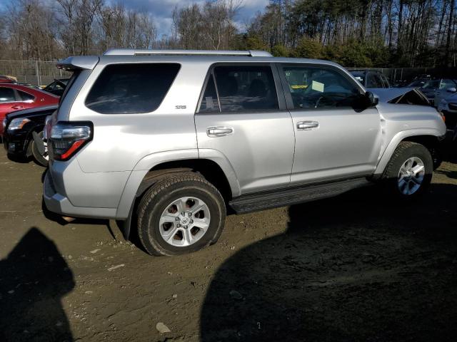 Photo 3 from auction – 2014 TOYOTA 4RUNNER SR with VIN JTEBU5JRXE5193240