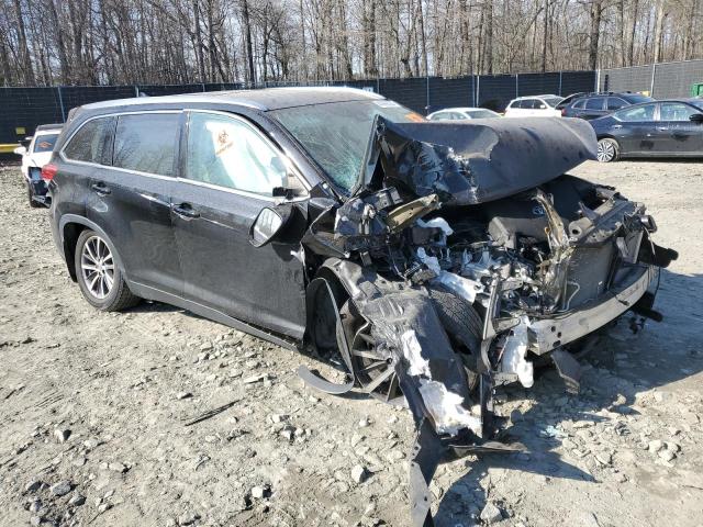 Photo 4 from auction – 2019 TOYOTA HIGHLANDER with VIN 5TDJZRFH4KS702186