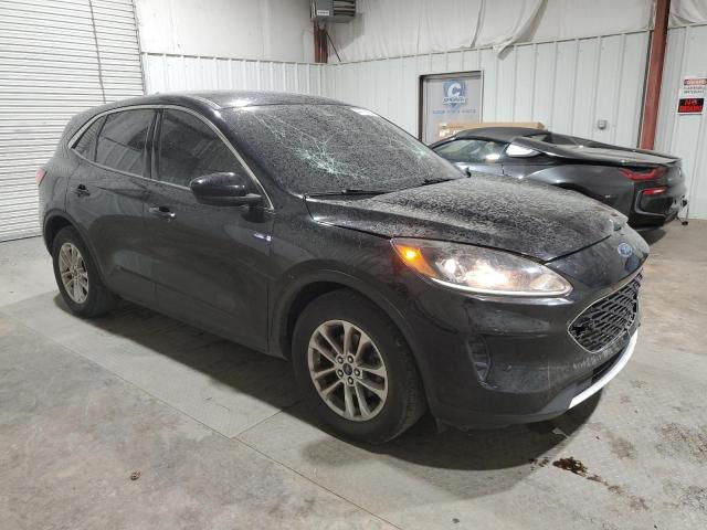 Photo 4 from auction – 2020 FORD ESCAPE SE with VIN 1FMCU0G64LUA12298