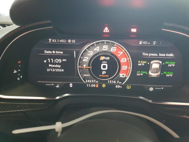Photo 9 from auction – 2018 AUDI R8 5.2 PLU with VIN WUAKBAFX9J7900145