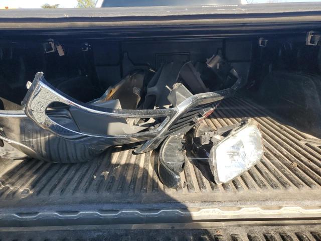 Photo 12 from auction – 1999 GMC NEW SIERRA with VIN 2GTEC19T2X1533885