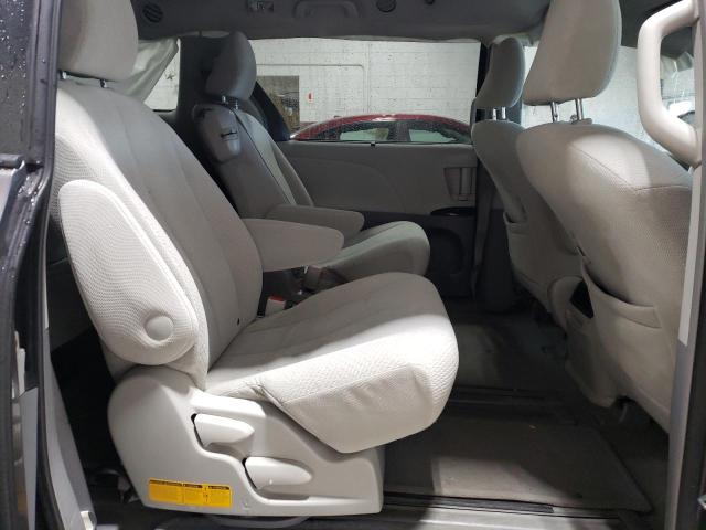 Photo 11 from auction – 2011 TOYOTA SIENNA LE with VIN 5TDKK3DC6BS119874