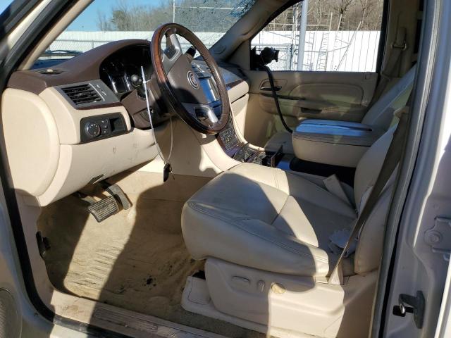 Photo 7 from auction – 2008 CADILLAC ESCALADE L with VIN 1GYFK63838R179323