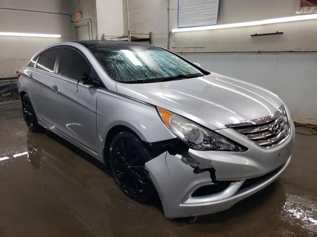 Photo 4 from auction – 2013 HYUNDAI SONATA SE with VIN 5NPEC4AB0DH585692