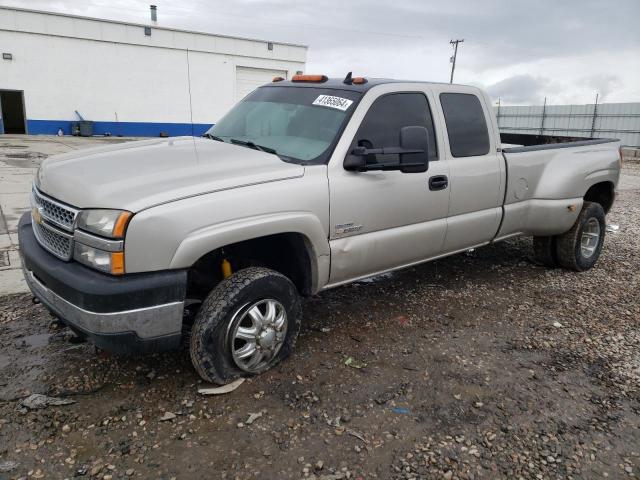 CHEVROLET SILVERADO 2006 with VIN 1GCJK39D26E161421 - Photo from auction