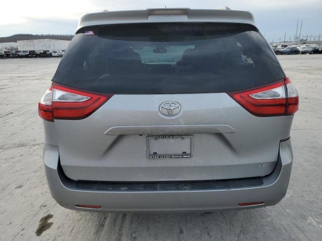 Photo 6 from auction – 2018 TOYOTA SIENNA LE with VIN 5TDKZ3DC4JS928428