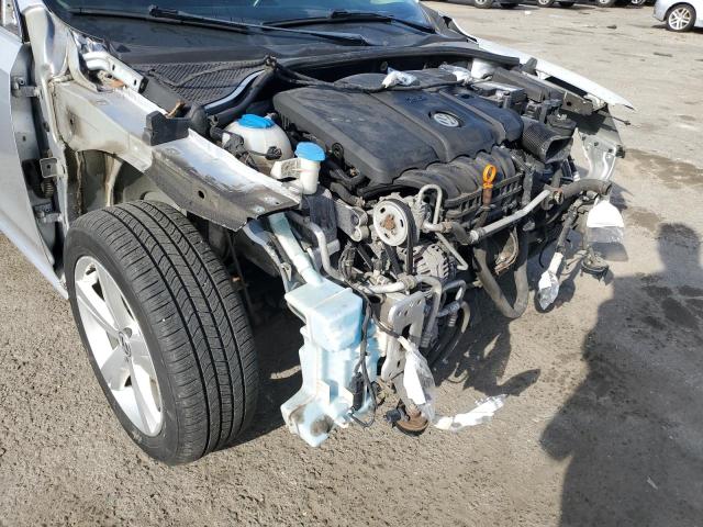 Photo 9 from auction – 2012 VOLKSWAGEN PASSAT SE with VIN 1VWBP7A36CC104188