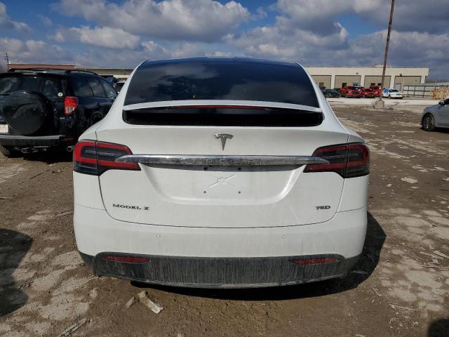 Photo 6 from auction – 2017 TESLA MODEL X with VIN 5YJXCDE28HF053968