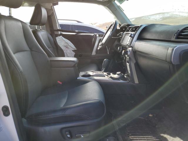 Photo 7 from auction – 2018 TOYOTA 4RUNNER SR with VIN JTEBU5JR1J5500532