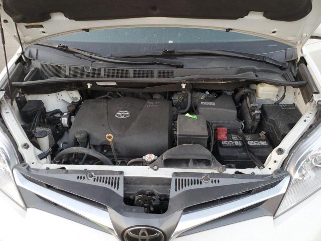 Photo 12 from auction – 2018 TOYOTA SIENNA XLE with VIN 5TDYZ3DC8JS962222