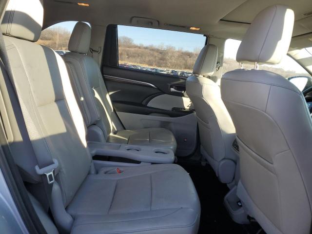 Photo 11 from auction – 2015 TOYOTA HIGHLANDER with VIN 5TDDKRFH4FS173782