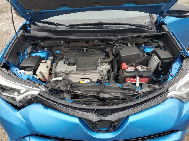 Photo 11 from auction – 2017 TOYOTA RAV4 SE with VIN JTMJFREV6HD207556