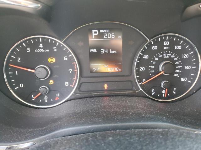 Photo 9 from auction – 2017 KIA FORTE LX with VIN 3KPFK4A7XHE062645