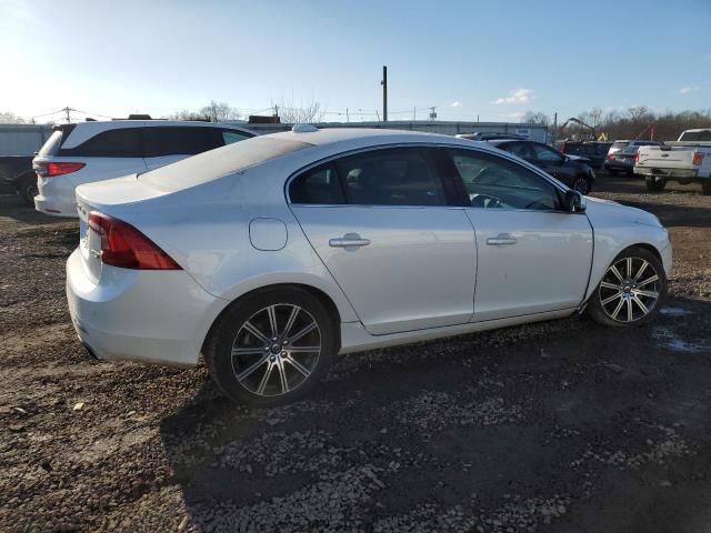 Photo 3 from auction – 2017 VOLVO S60 PLATIN with VIN LYV402TM1HB152153
