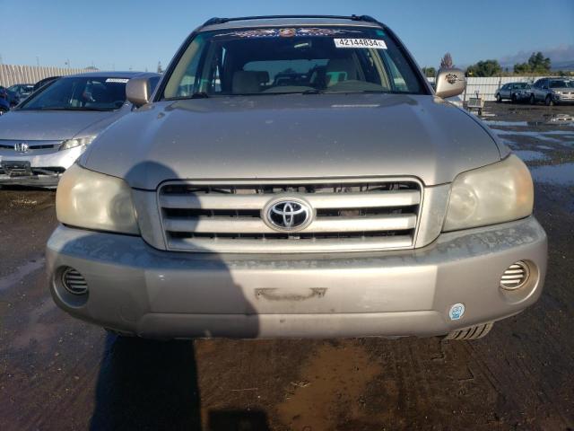 Photo 5 from auction – 2005 TOYOTA HIGHLANDER with VIN JTEEP21A450118589