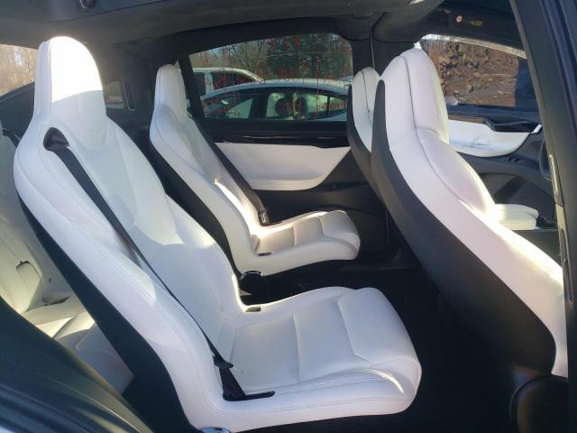 Photo 11 from auction – 2018 TESLA MODEL X with VIN 5YJXCBE22JF114273