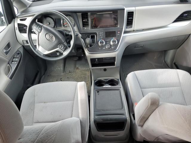 Photo 8 from auction – 2016 TOYOTA SIENNA LE with VIN 5TDKK3DC9GS696602