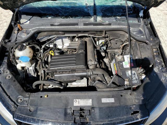 Photo 11 from auction – 2017 VOLKSWAGEN JETTA SE with VIN 3VWDB7AJ2HM305856