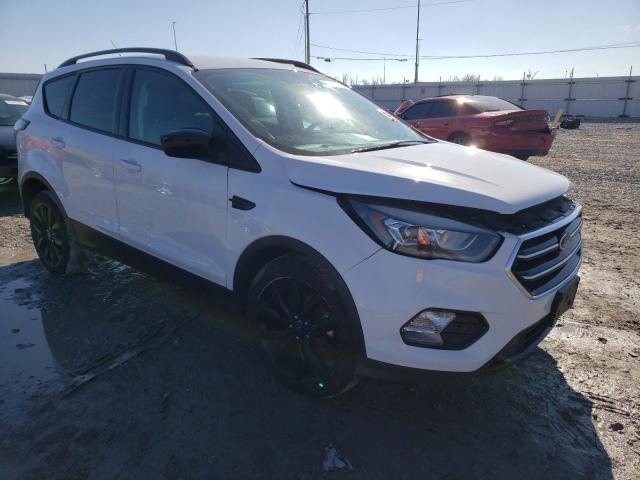 Photo 4 from auction – 2017 FORD ESCAPE SE with VIN 1FMCU0GD6HUE95038