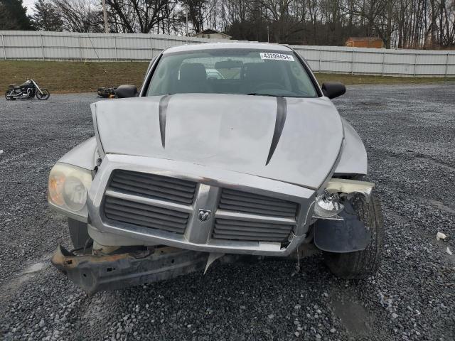 Photo 5 from auction – 2005 DODGE DAKOTA QUA with VIN 1D7HE28K75S318043